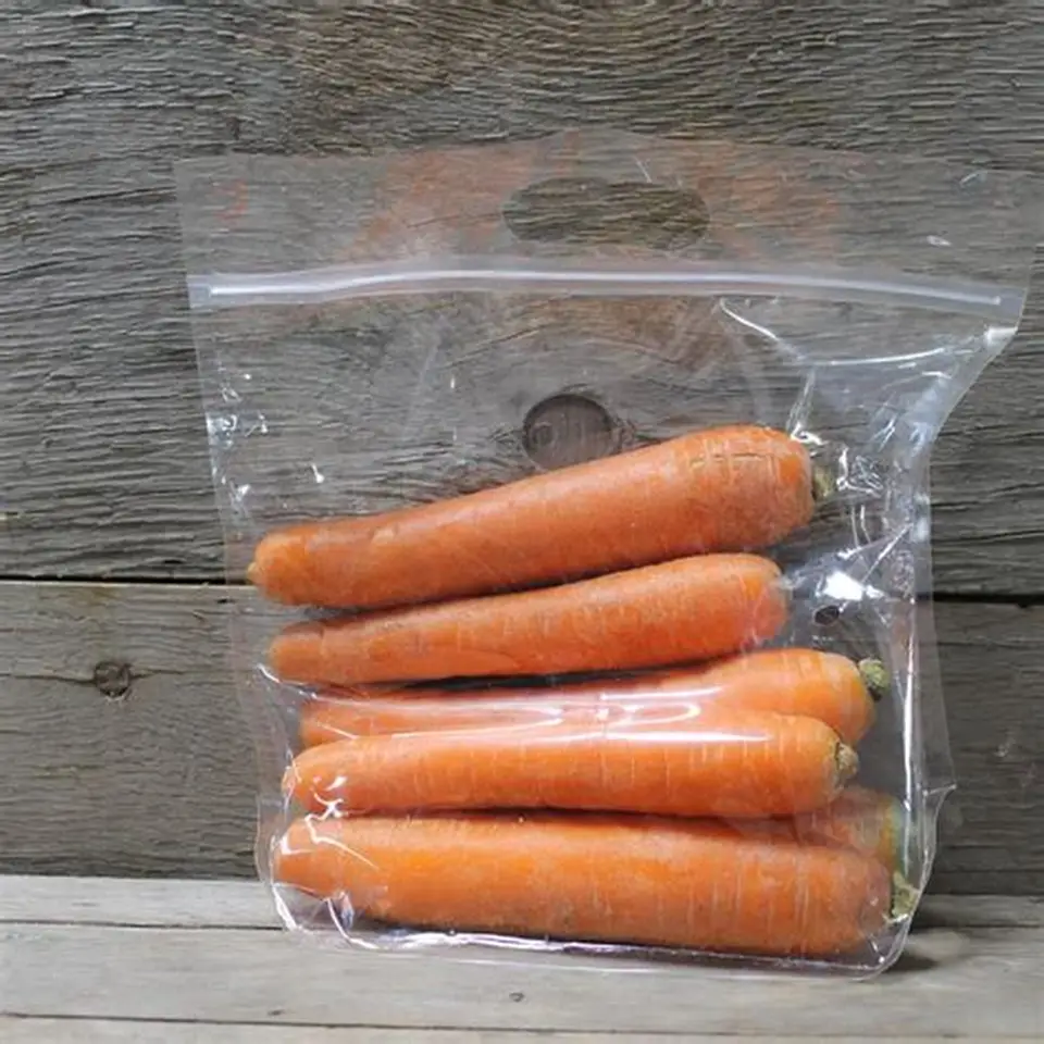 Harvest Direct Grade A Premium Farm Fresh Fresh Carrots - Small (250g)