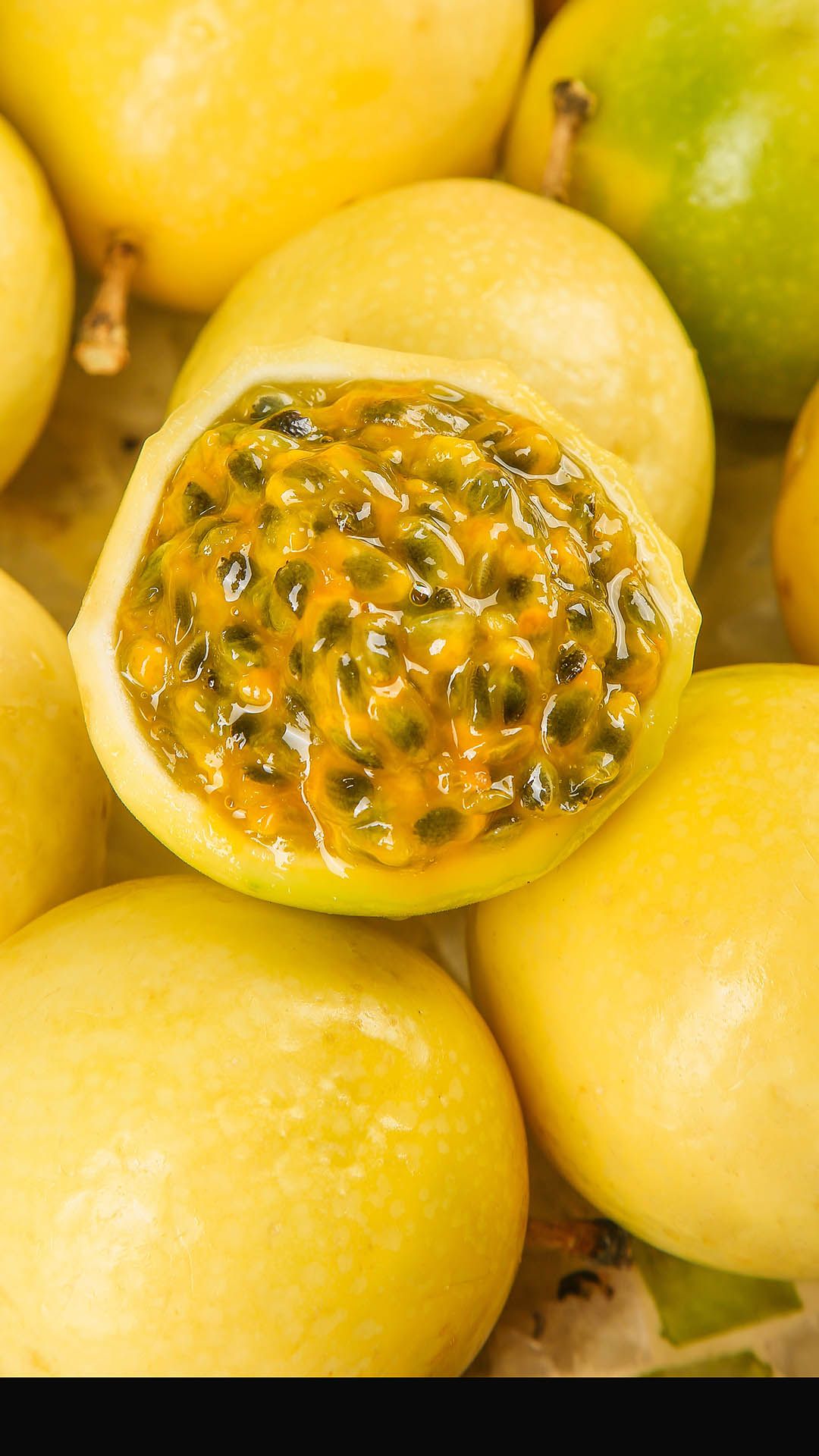 Farm Fresh Organic Farm Fresh Fresh Passion Fruits - Small (250g)