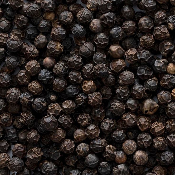 Organic Valley Grade A Fresh Black Peppercorns - Small (250g)
